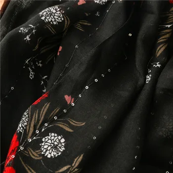 2021 Jeseň Krásne Čierne Kvetované Sequin Strapec Viskózový Šál Šatku Vysoká Kvalita Tlače Mäkké Foulards Moslimských Hidžáb Sjaal 180*90 cm